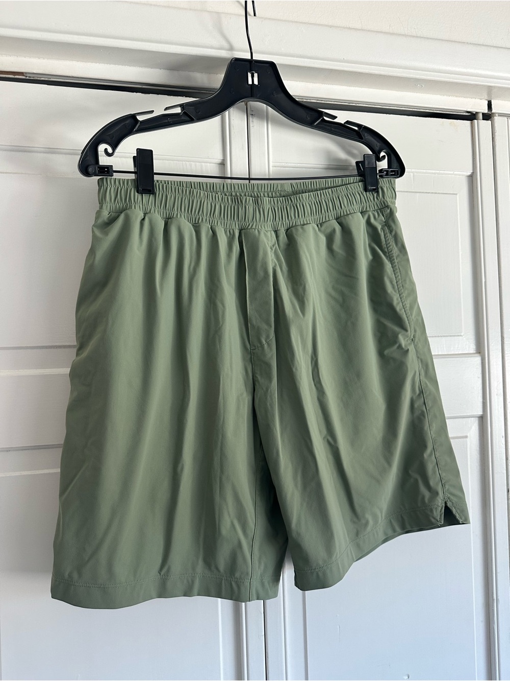 Rhône Men's Olive Green Performance Shorts M
